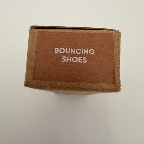 GXVE Paint It Up 24 hr. Cream Eyeshadow color-  Bouncing Shoes - Picture 10 of 14